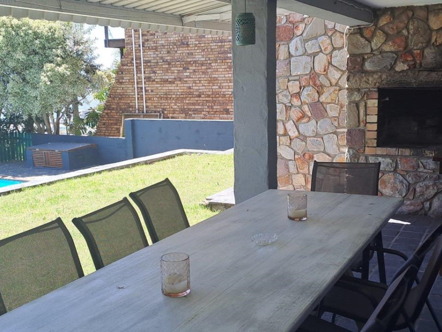 4 Bedroom Property for Sale in Linkside Western Cape